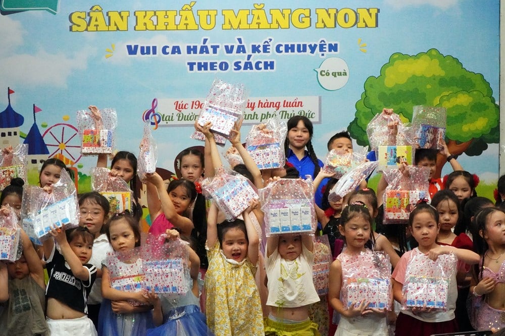 Sân chơi hè rộn ràng sắc màu nghệ thuật dành cho thiếu nhi - ảnh 3