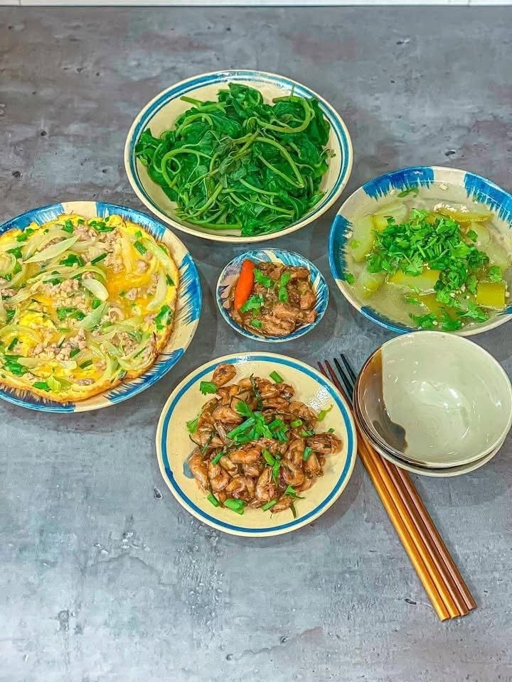 Gợi ý các mâm cơm tối ‘chạm tim’, tuy giản dị nhưng khiến gia đình chẳng nỡ rời bàn ăn- Ảnh 12.