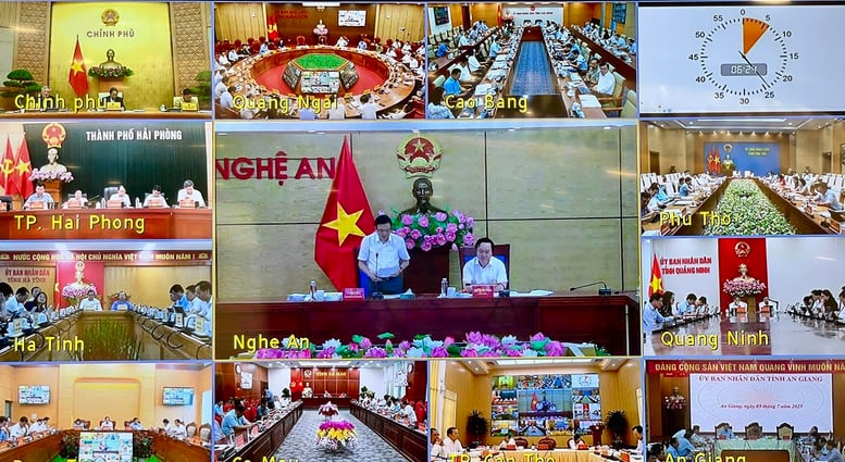 Nỗ lực cao nhất, phấn đấu hoàn thành thắng lợi các chỉ tiêu phát triển KT-XH năm 2025- Ảnh 2.