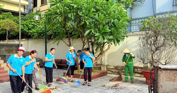 Gần 1.200 phụ nữ phường Yên Hòa tham gia tổng vệ sinh môi trường