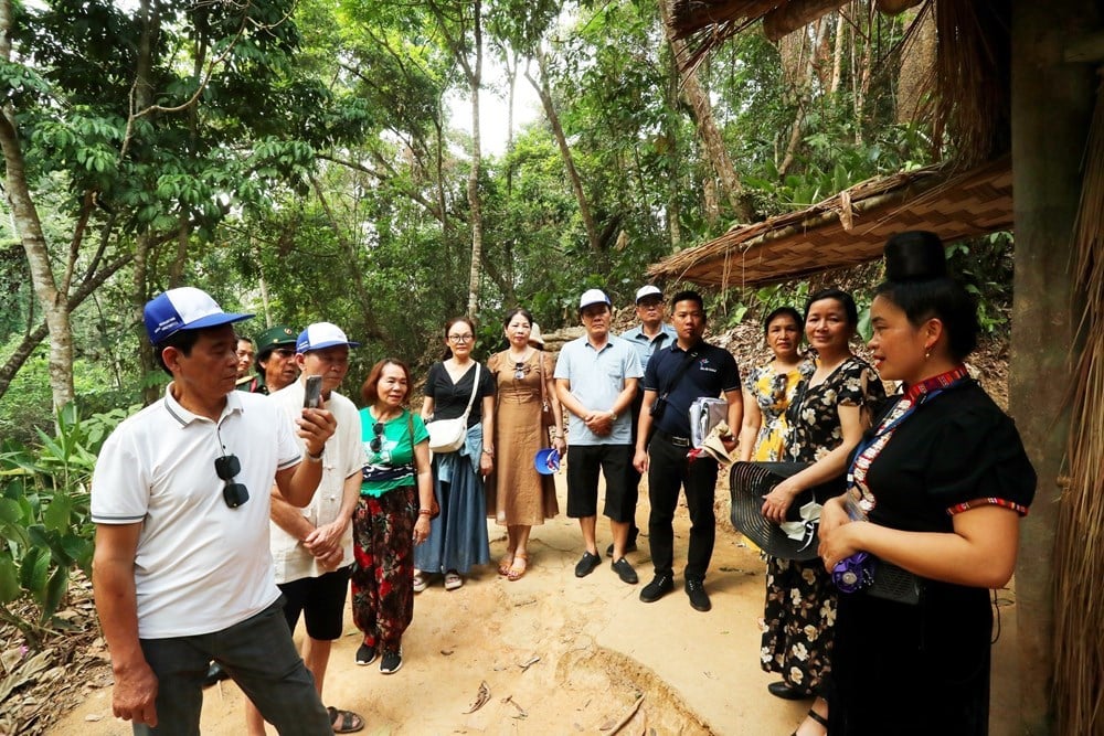 Điện Biên bừng sáng nơi cực Tây Tổ quốc - ảnh 7