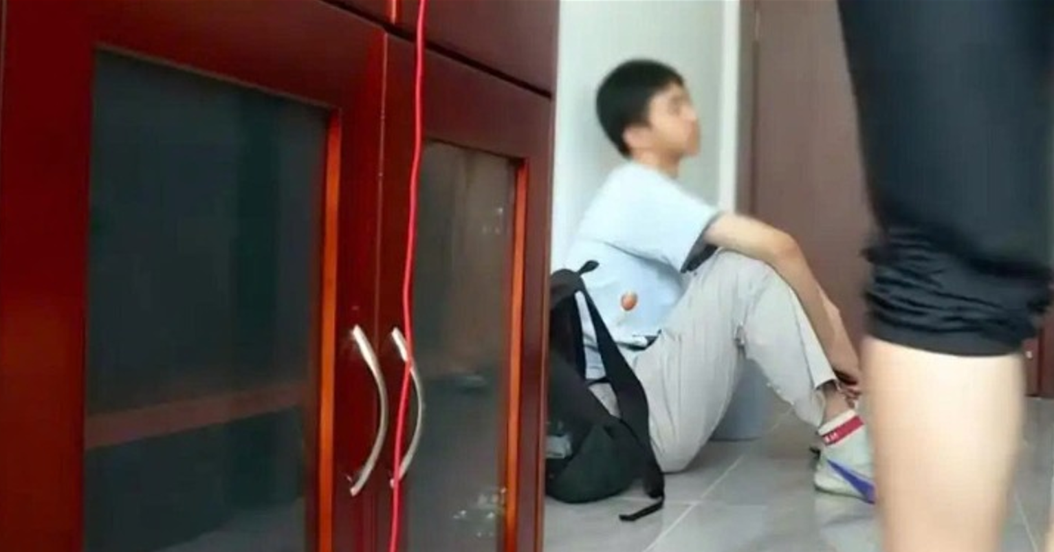 Đạt điểm thi vượt ngưỡng trường loại 1, nam sinh vẫn bị bố mẹ đuổi ra khỏi nhà