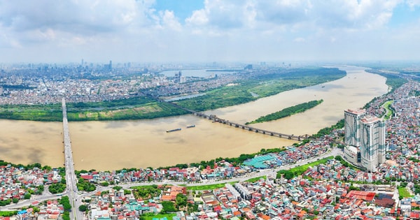Golden opportunity for riverside land to break out
