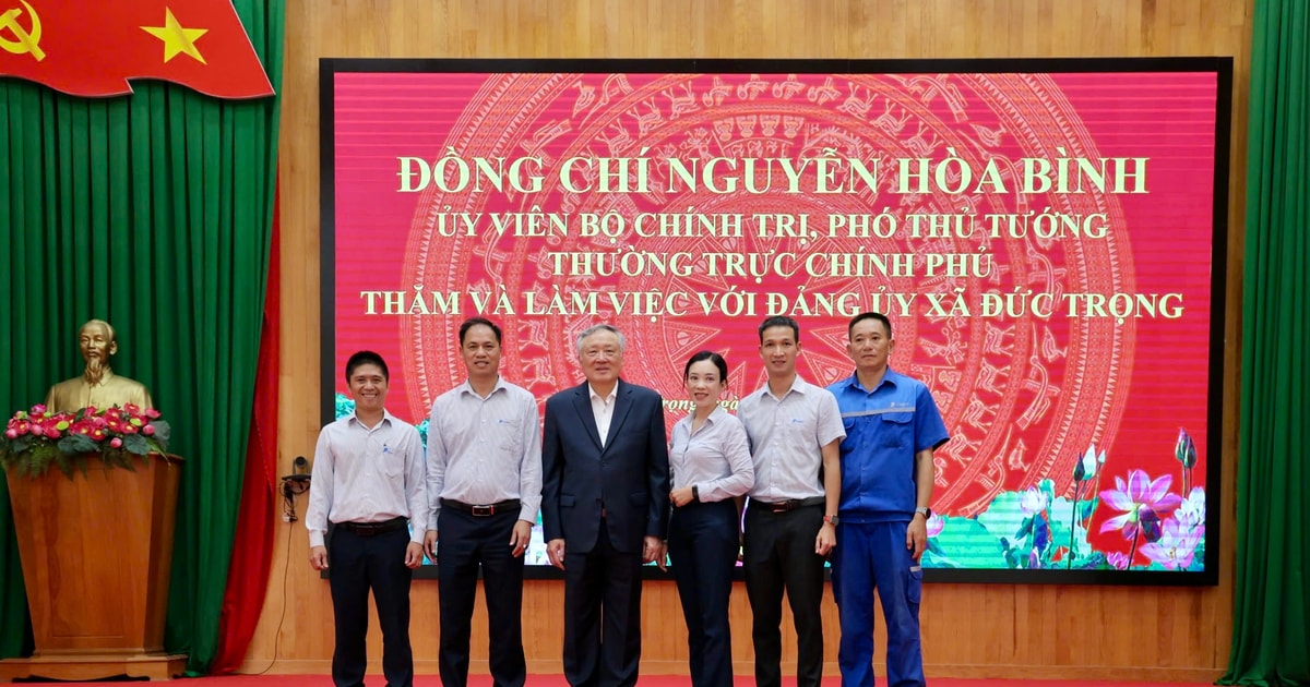 រក្សា​ខ្សែ​សេវា​សាធារណៈ​ដោយ​ស្ងៀមស្ងាត់