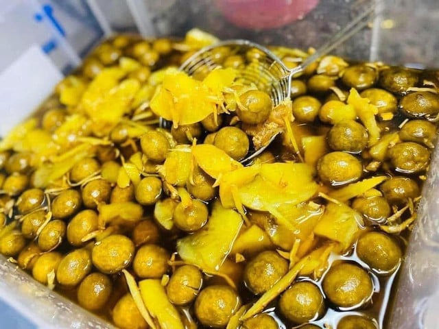 Chị em đua nhau mua sấu về ngâm, nhưng quên bước này dễ đổ bỏ vì sấu ngâm bị nổi váng - Ảnh 5.