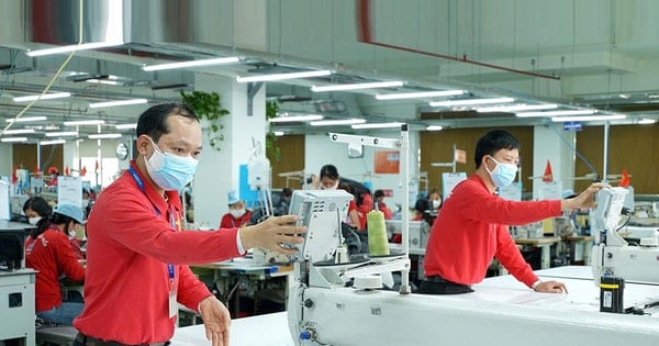 Sản xuất công nghiệp bứt tốc: Sẵn sàng vượt qua thách thức