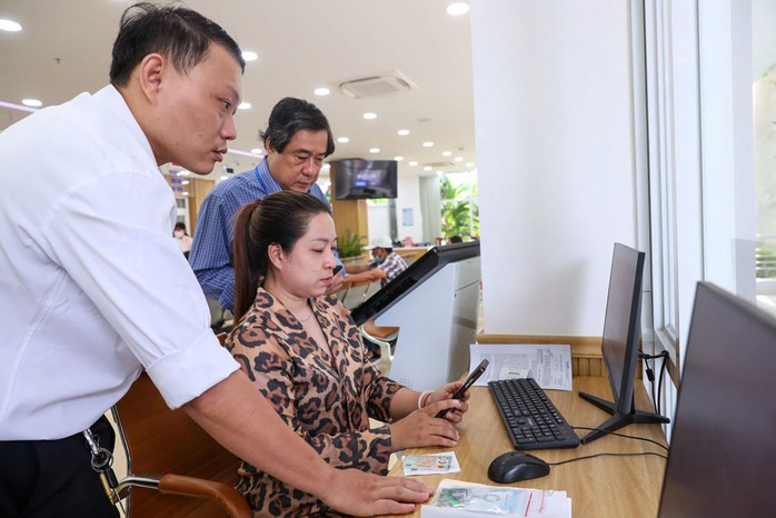 Công chức AI phục vụ công dân - Ảnh 1.