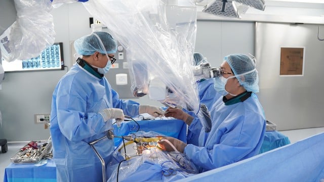 Phục hồi ngoạn mục sau đa thương tổn cột sống nhờ phương pháp xâm lấn tối thiểu- Ảnh 3.
