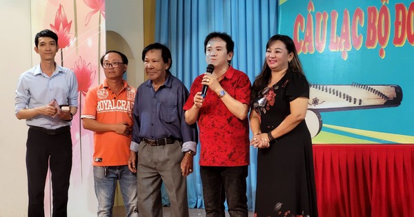 Hùng Minh, Thanh Nguyệt, Phương Bình xúc động khi nghệ sĩ trẻ tri ân