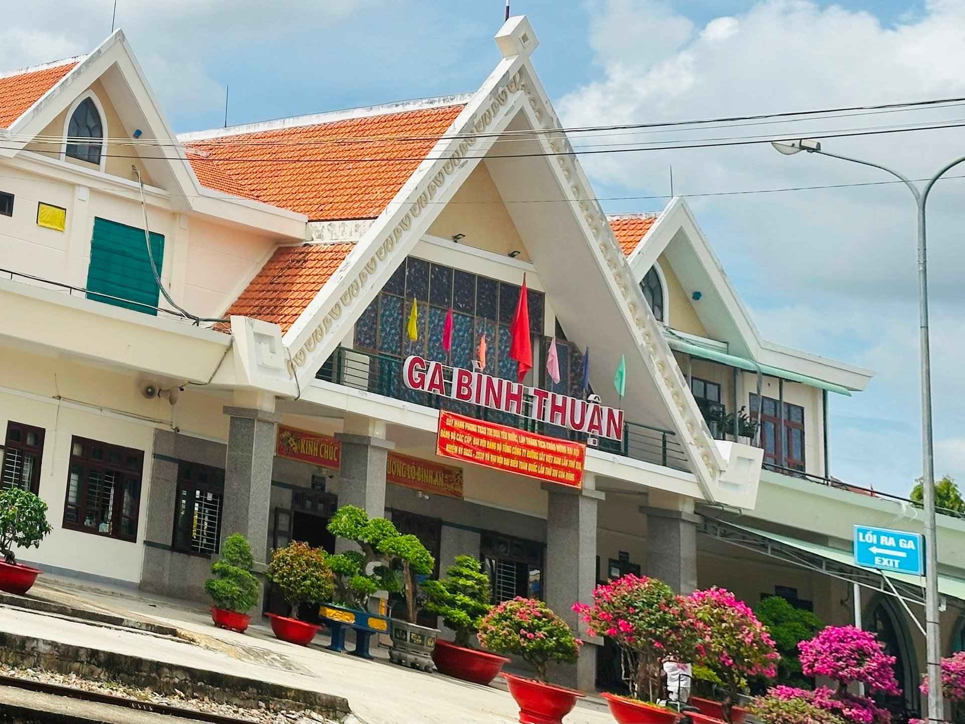 Ga Bình Thuận đóng tại xã Hàm Kiệm