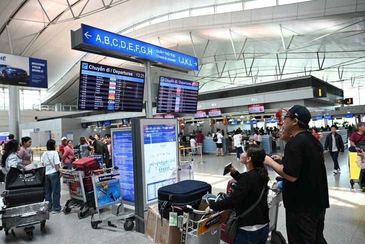 Khách đi tour Úc phẫn nộ vì delay chuyến bay kéo dài của Jetstar - Ảnh 1.