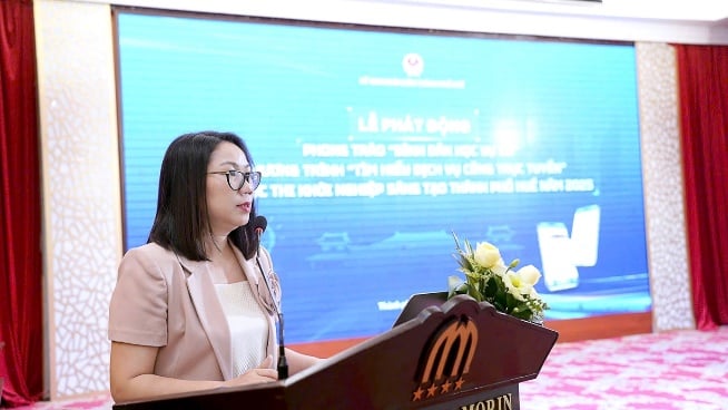 Thành phố Huế phát động phong trào “Bình dân học vụ số”, chương trình “Tìm hiểu dịch vụ công trực tuyến” và cuộc thi Khởi nghiệp sáng tạo năm 2025 - Ảnh 2.