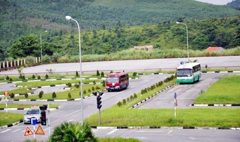 Thành phố Hồ Chí Minh và Hà Nội có nhiều trung tâm đủ điều kiện sát hạch lái xe nhất.