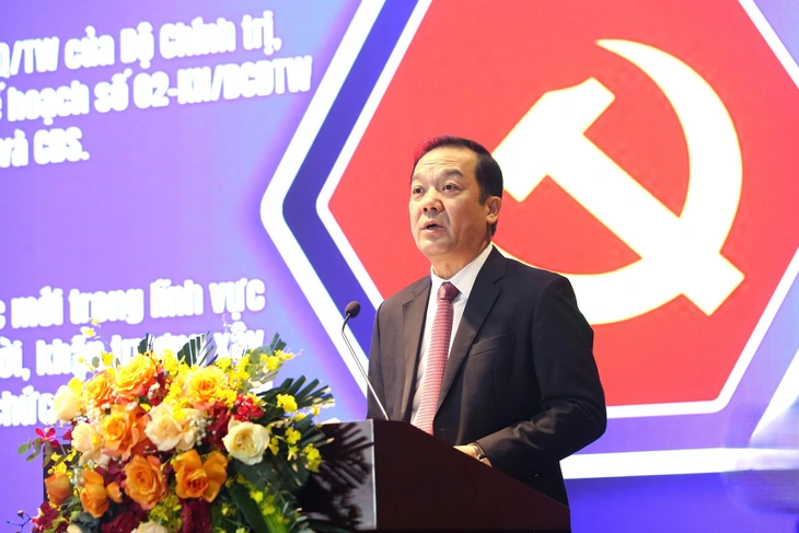 Không được yêu cầu người dân cung cấp giấy tờ đã có trên cơ sở dữ liệu quốc gia - Ảnh 1.