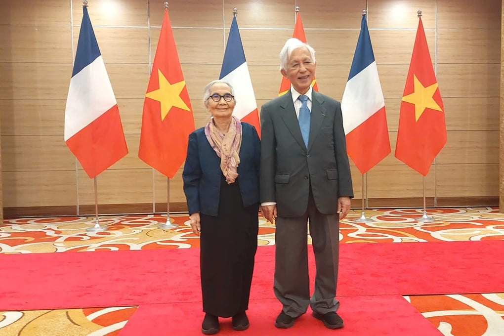 Vợ chồng Giáo sư Trần Thanh Vân được tặng Huân chương Bắc Đẩu Bội Tinh - 1