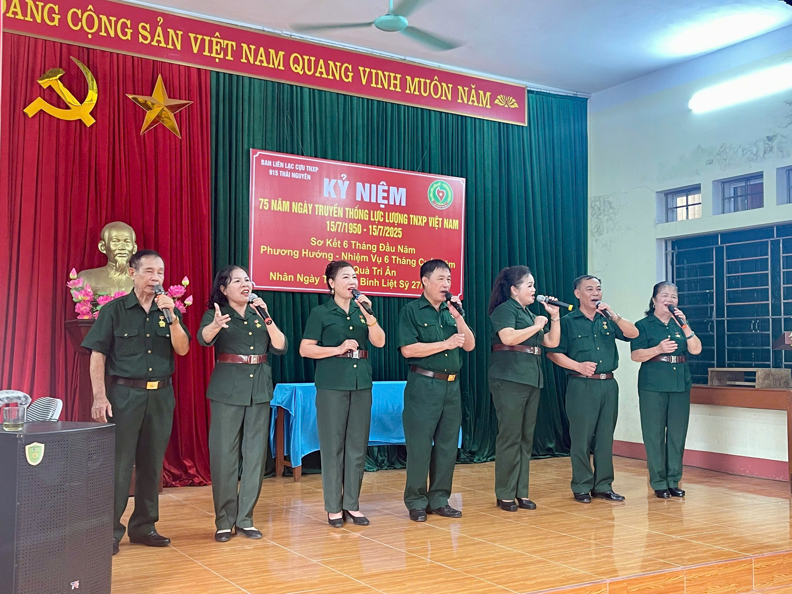 Gặp mặt truyền thống Thanh niên xung phong Đại đội 915