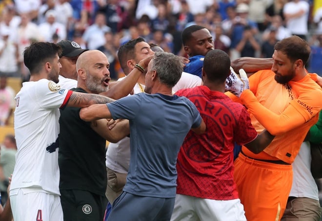 PSG thua đau chung kết, HLV Enrique tát vào mặt tiền đạo Chelsea: Chuyện gì đã xảy ra?- Ảnh 1.