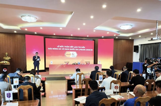 Bốc thăm, xếp lịch thi đấu V-League 1 - 2025/26: Công an Hà Nội mở màn gặp Thể Công - Viettel - Ảnh 1.