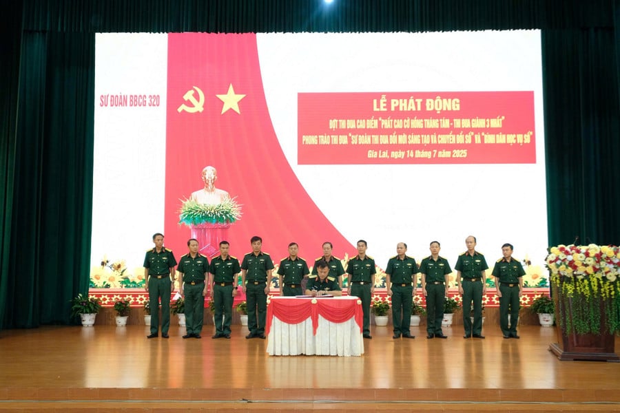 z6803585810572-c85eaba183ded450c7f36418df09b720.jpg