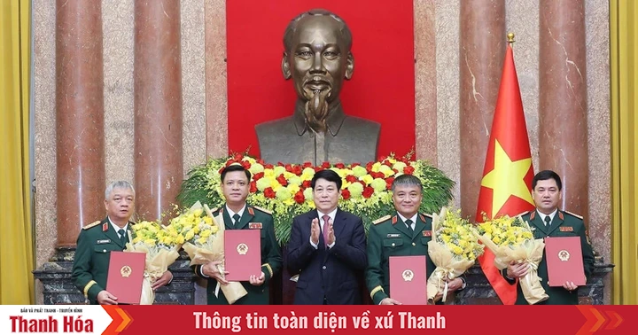 Chủ tịch nước trao quyết định thăng quân hàm cho sỹ quan Quân đội, Công an