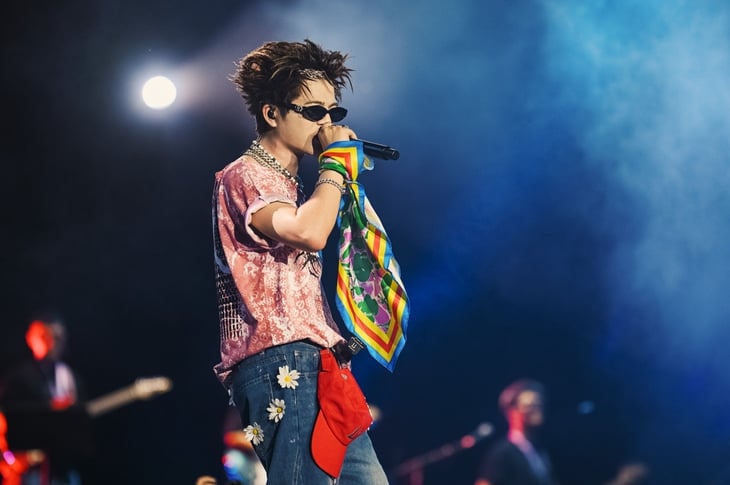 V Concert - Ảnh 2.