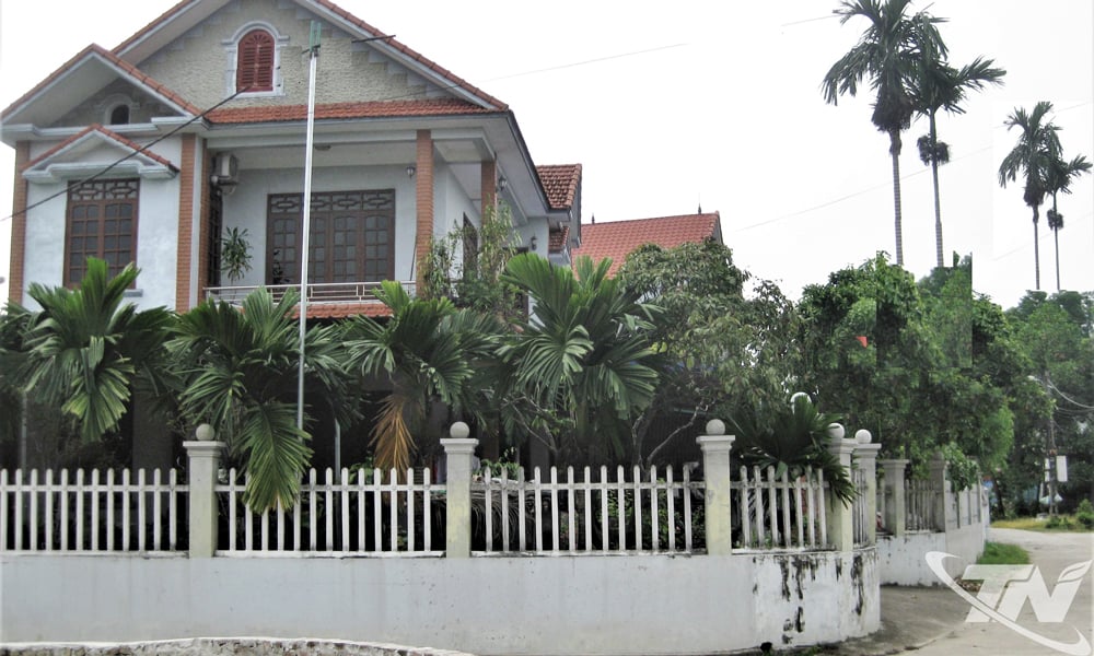 Ngôi nhà của gia đình anh Nguyễn Văn Tuyến, tổ dân phố Đồng Bẩm, phường Linh Sơn được xây dựng từ tiền tích lũy đi làm việc ở nước ngoài.