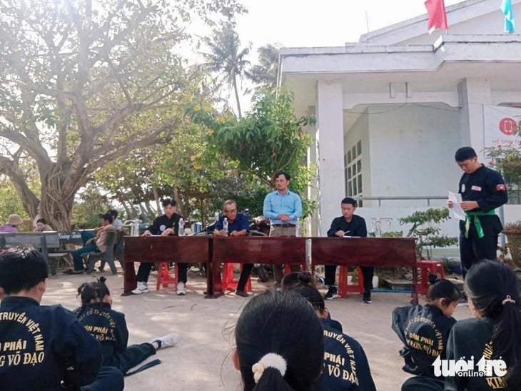 Phó chủ tịch hội võ thuật dùng bằng tốt nghiệp THPT giả vẫn 'cố đấm ăn xôi' - Ảnh 2.