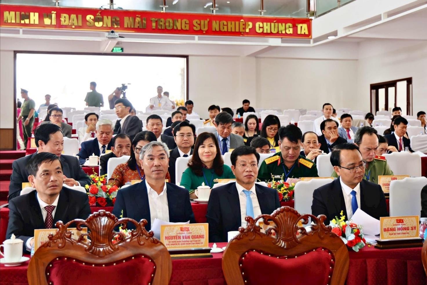 cac-dai-bieu-du-hoi-nghi-rut-kinh-nghiem-1-(1).jpg