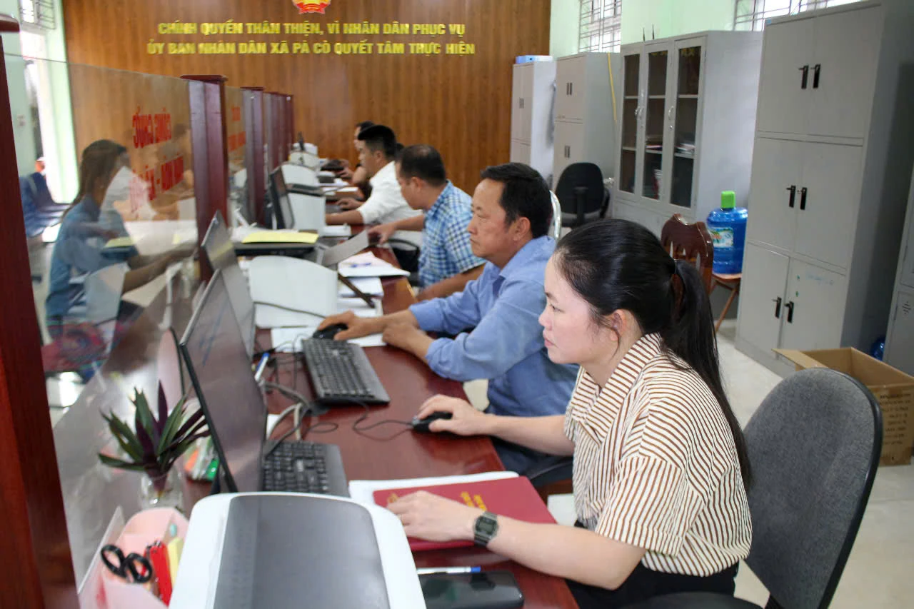 ដំណើរ​នៃ​ការ​អនុវត្ត​រដ្ឋាភិបាល​កម្រិត​ពីរ​នៅ​ឃុំ​ប៉ាកូ៖ ជម្នះ​ការ​លំបាក​បម្រើ​ប្រជាពលរដ្ឋ ប្រតិបត្តិការ​ដោយ​ស្មារតី​បម្រើ
