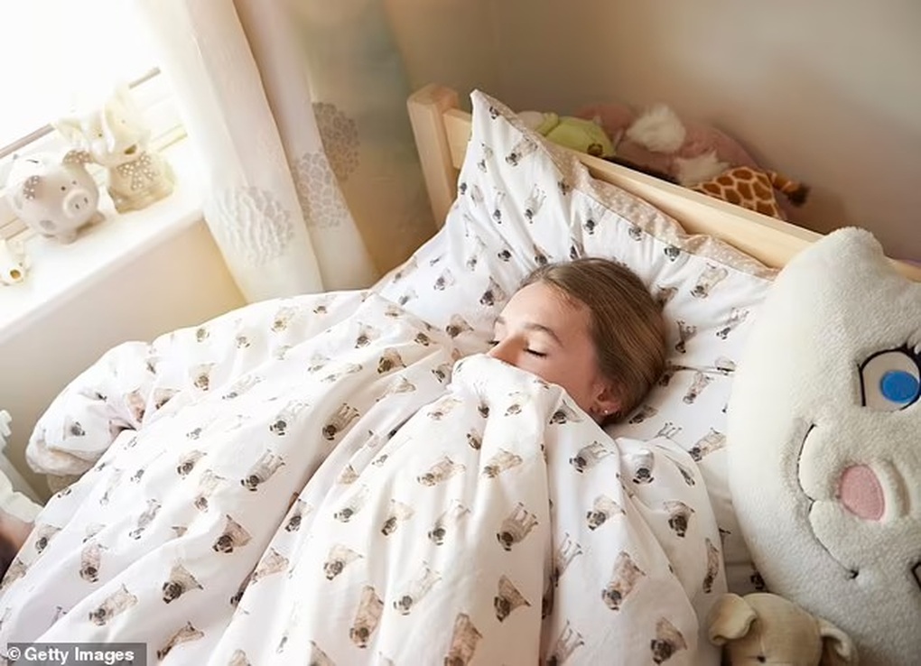 Bí quyết nuôi dạy con tuổi teen: Đừng nói chuyện nghiêm túc trước 9h tối - 1