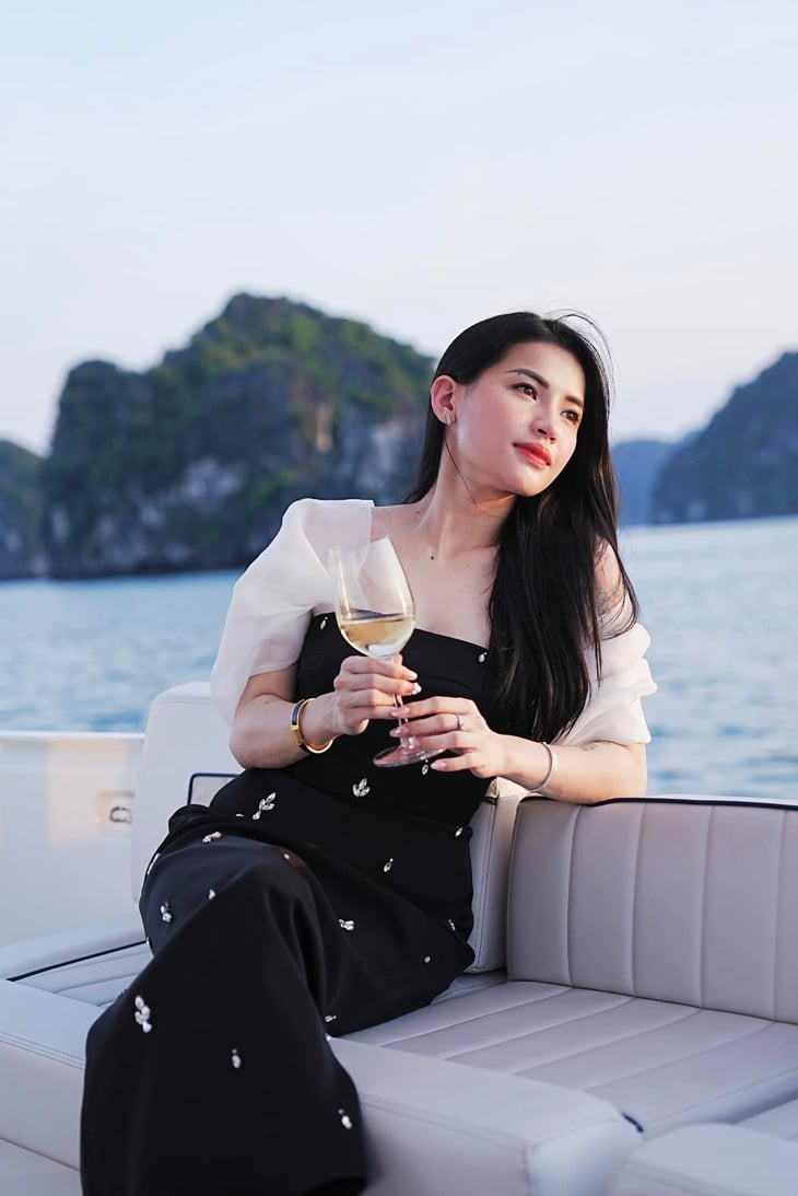 Võ Hà Linh - Ảnh 1.