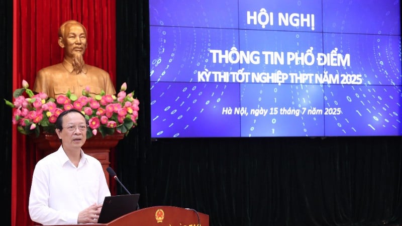 Thứ trưởng Thường trực Giáo dục và Đào tạo Phạm Ngọc Thưởng phát biểu tại Hội nghị thông tin phổ điểm Kỳ thi tốt nghiệp THPT năm 2025.