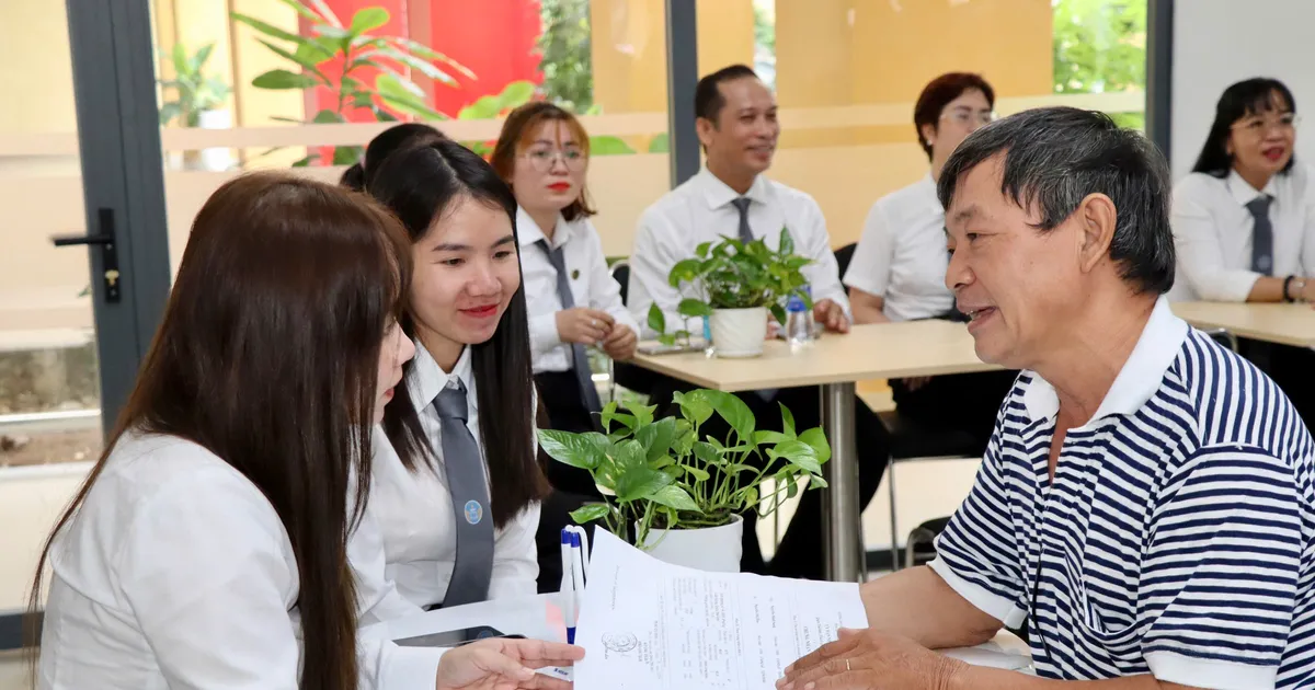 Launching a free legal advice point for people in Thu Duc ward