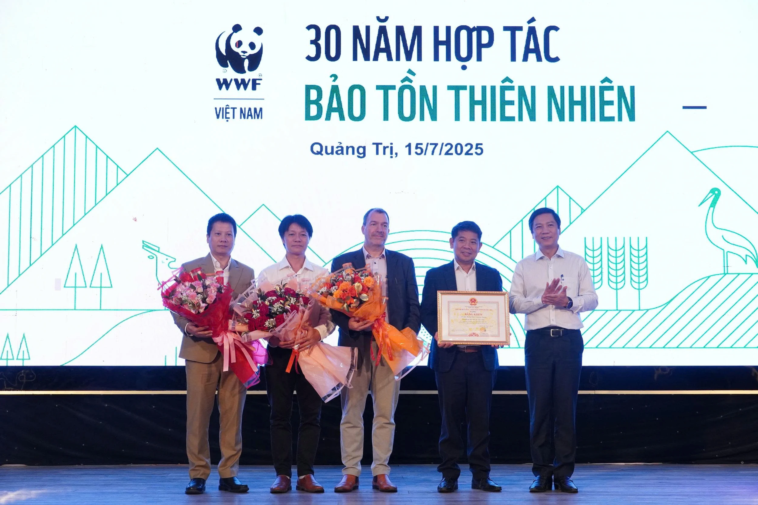 Công bố chương trình bảo tồn đa dạng sinh học Trung Trường Sơn của WWF - Việt Nam