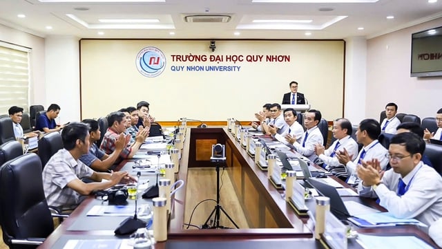 Cơ hội miễn học phí cho sinh viên học AI, bán dẫn tại Trường ĐH Quy Nhơn - Ảnh 1.