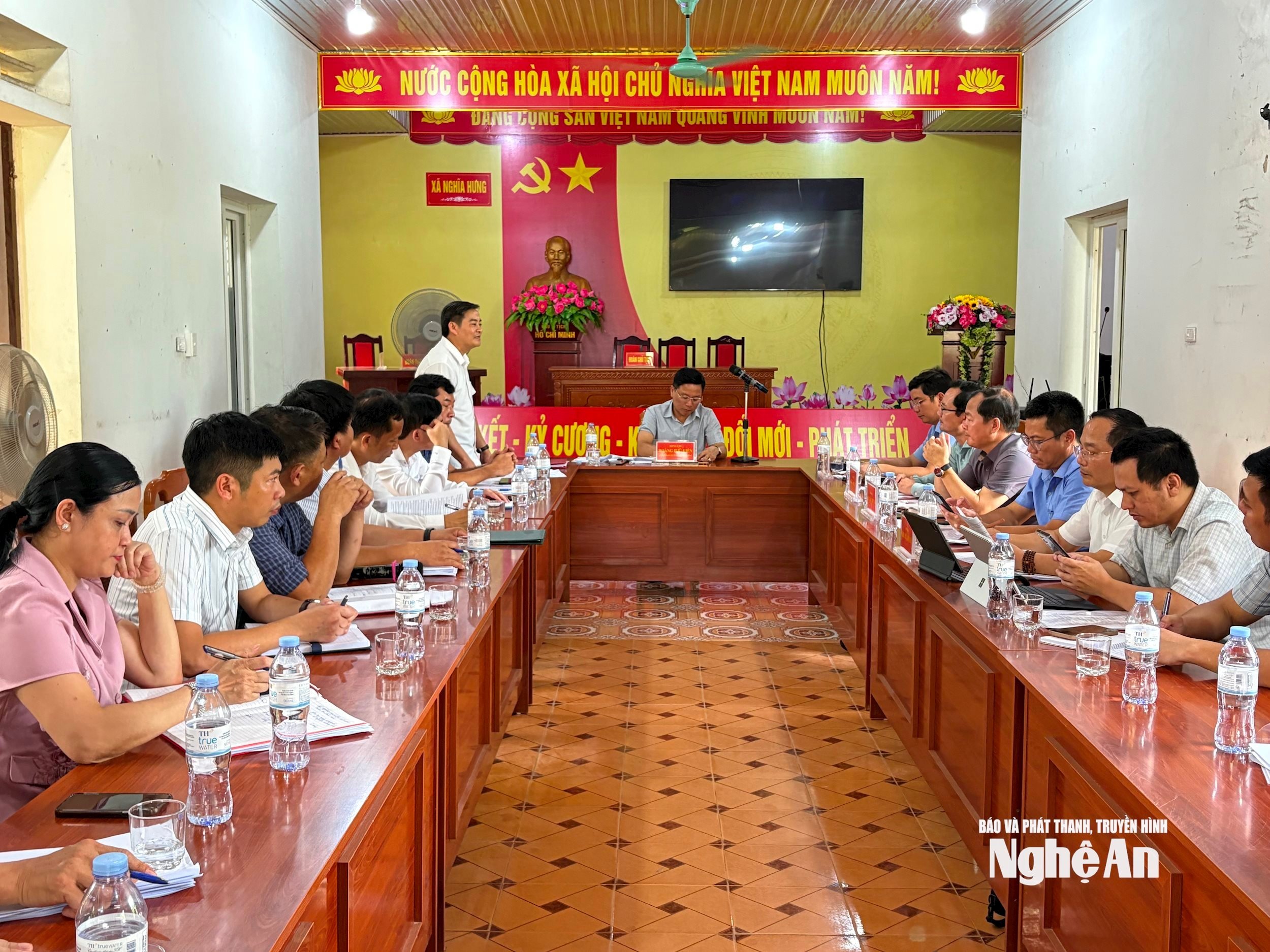 ឈុតការងារ