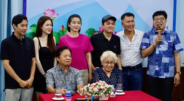 sân khấu TP.HCM - Ảnh 3.