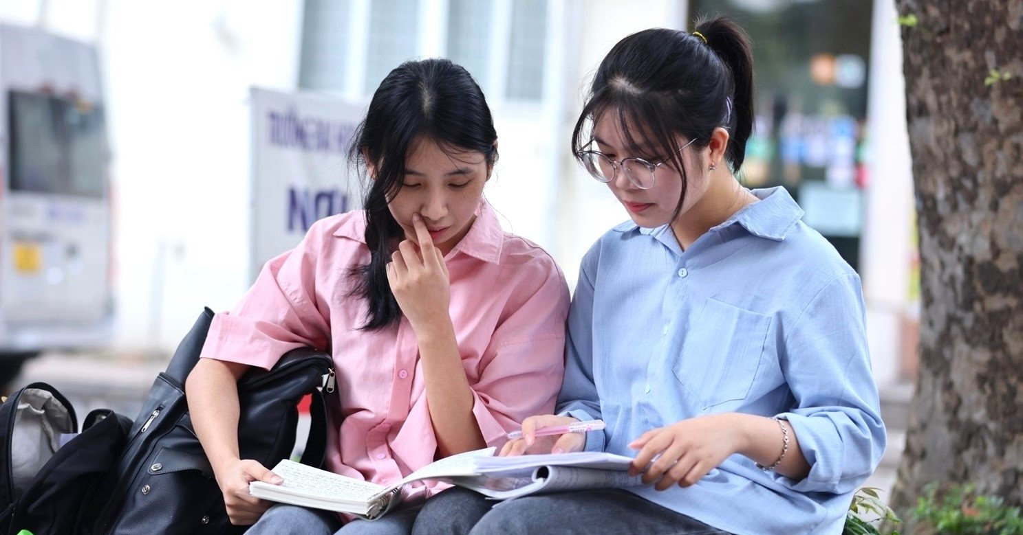 Hơn 600 em đạt giải HSG quốc gia và khoa học kỹ thuật đăng ký ĐH Ngoại thương