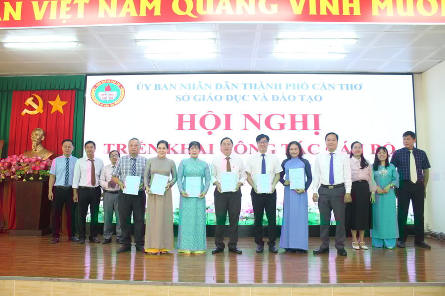 so-gd-can-tho-trao-qd-8.jpg