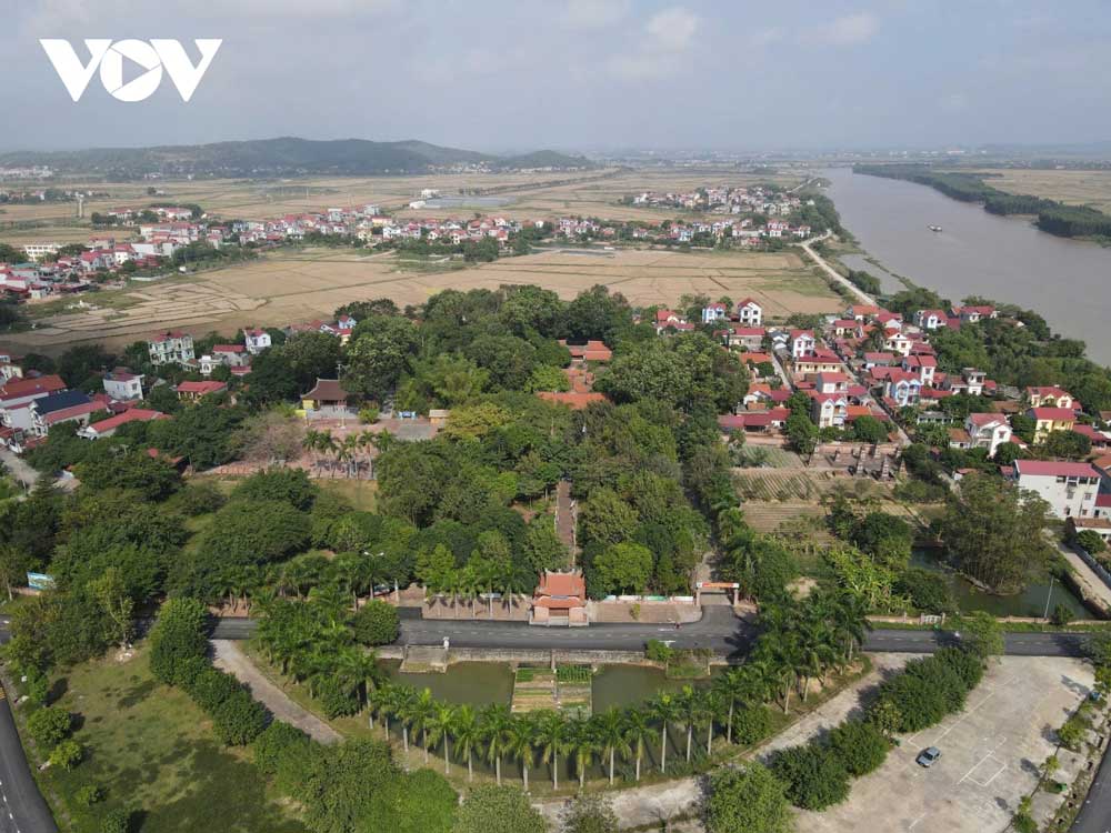 Chùa Vĩnh Nghiêm, còn được gọi là chùa Đức La, tọa lạc tại thôn Quốc Khánh, xã Trí Yên, huyện Yên Dũng, tỉnh Bắc Giang cũ, nay là phường Tân An, tỉnh Bắc Ninh