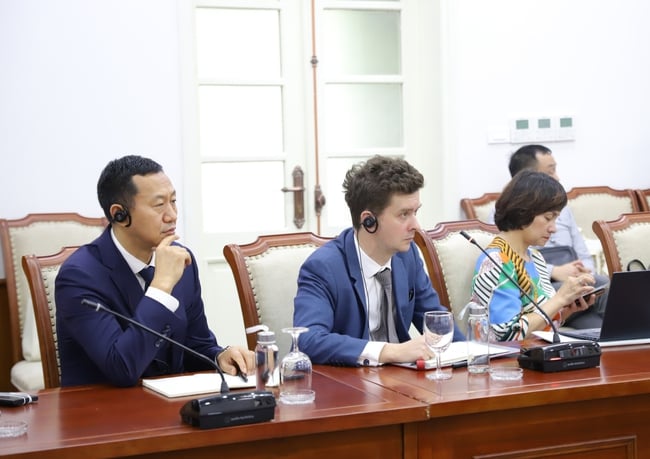 Họp Tiểu ban Nội dung Triển lãm thành tựu Đất nước nhân dịp kỷ niệm 80 năm Ngày Quốc khánh - Ảnh 4.
