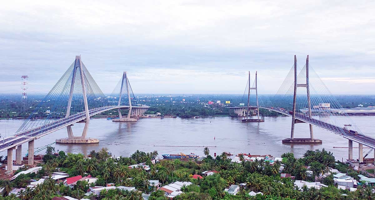 In der Provinz Vinh Long wurden zahlreiche wichtige Verkehrsinfrastrukturprojekte realisiert. Im Bild: Die My-Thuan-Brücke über den Fluss Tien.