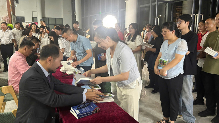 doquangtuanhoang12.jpg