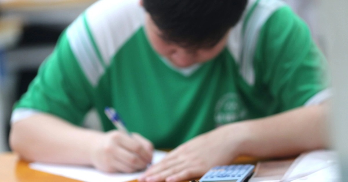 Nearly 1,000 failing scores for 2025 graduation exam, record in math 10 times higher