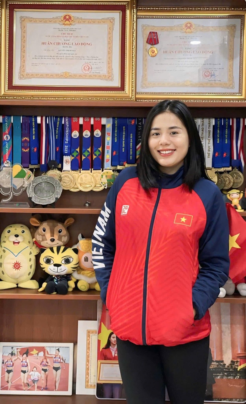 Sự nghiệp lộng lẫy của Nguyễn Thị Huyền- Ảnh 4.
