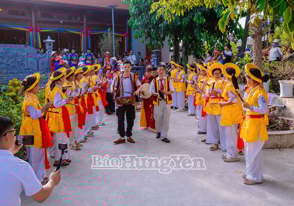 Đặc sắc lễ hội đền Hưng Long