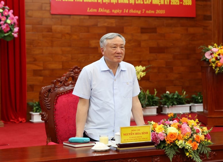 Phó Thủ tướng Thường trực Nguyễn Hòa Bình: Chính quyền địa phương 2 cấp của tỉnh Lâm Đồng vận hành khá suôn sẻ, trơn tru- Ảnh 4.