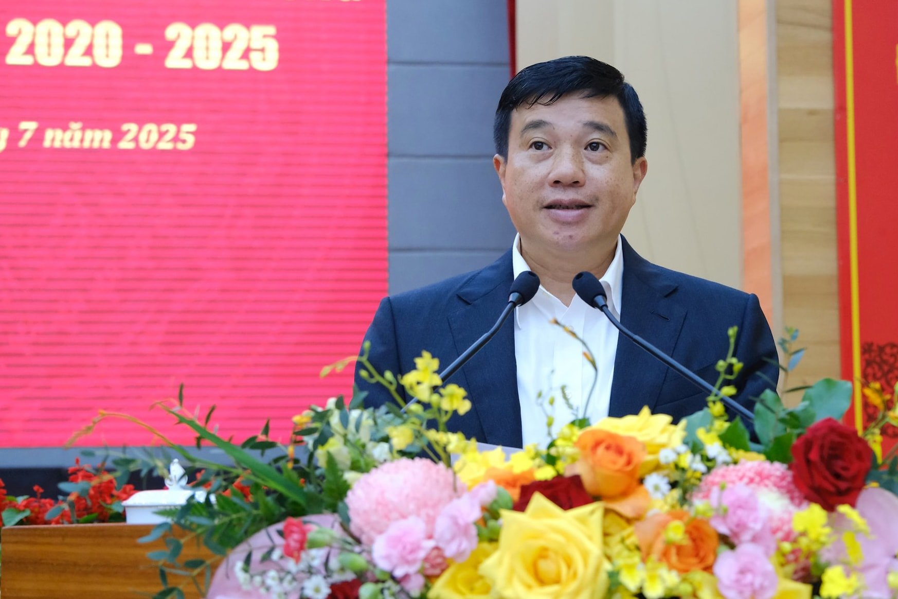 dong-chi-thanh-ha-nie-kdam-uy-vien-ban-chap-hanh-trung-uong-dang-bi-thu-tinh-uy-truong-doan-dbqh-tinh-lam-dong-khoa-xv-phat-bieu-khai-mac-hoi-nghi(1).jpg