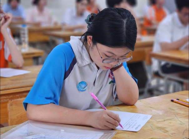 8 giờ ngày 16-7 công bố điểm thi tốt nghiệp THPT năm 2025 - Ảnh 1.