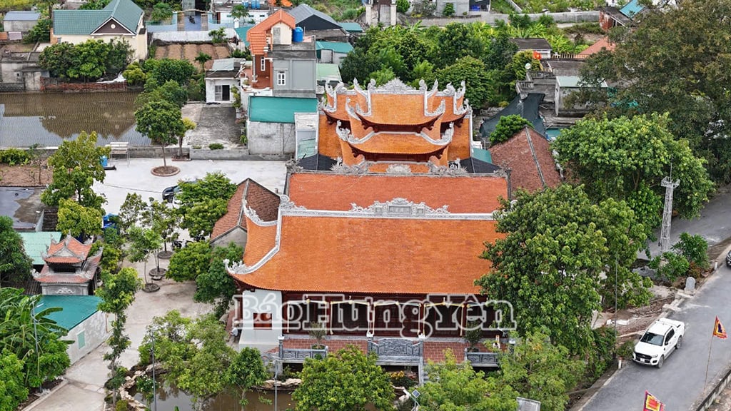 Toàn cảnh đền Hưng Long
